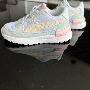 Puma Kids Sneakers - Pastel Green and Pink